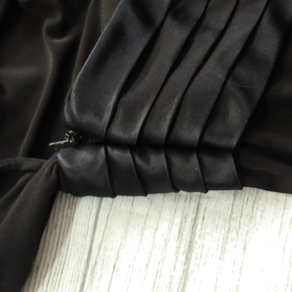 Sue Wong Black Ruched Sleeve Open Back Cocktail Dress - Picture 10 of 12